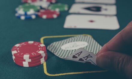 What are The Advantages of Betting via Physical and Online Casinos?